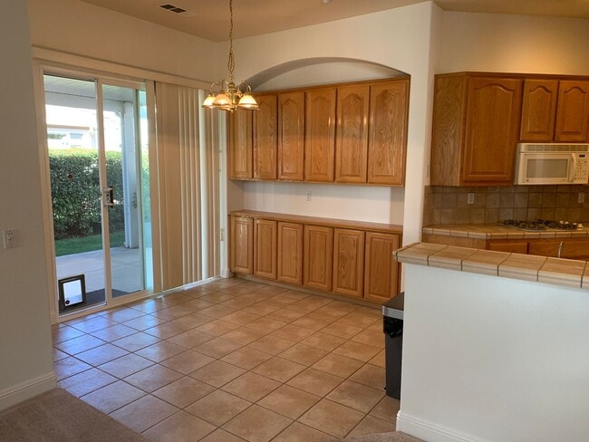 Building Photo - Beautiful Brentwood Summerset 4 Home (55+ living) - 2 Bedroom, 2 Bath