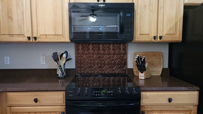 Building Photo - 15460 Canyon Gulch Ln