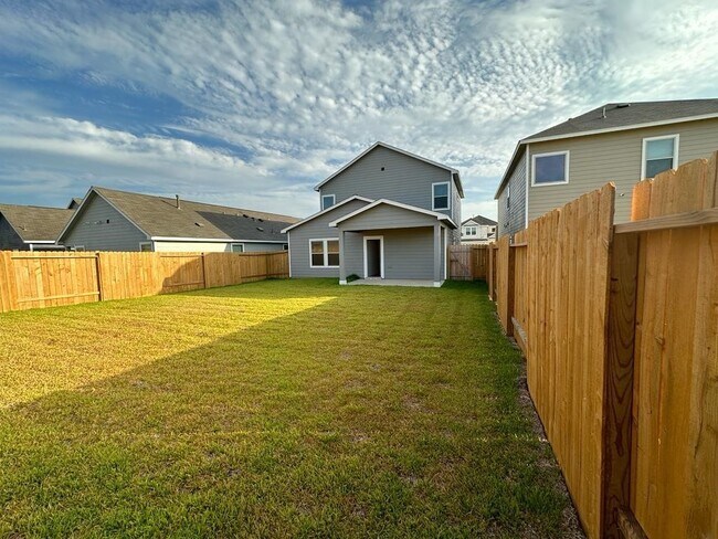 Building Photo - 1222 Obispo Ct