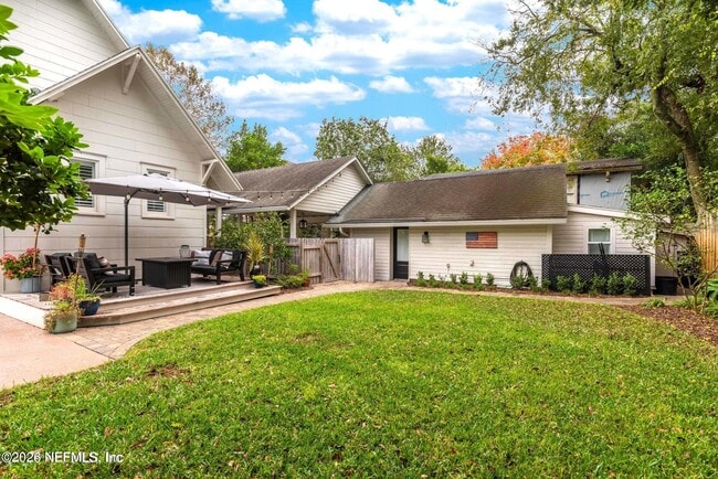 Building Photo - 4236 Melrose Ave