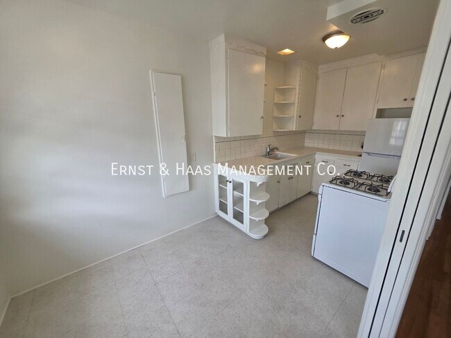 Building Photo - 311 Bay Shore Ave