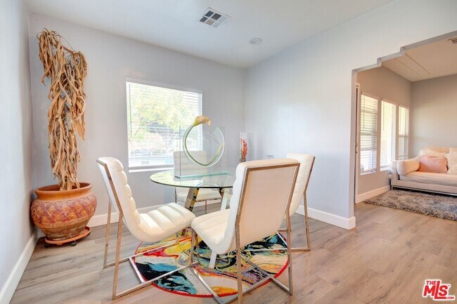 Building Photo - 9001 S 5th Ave