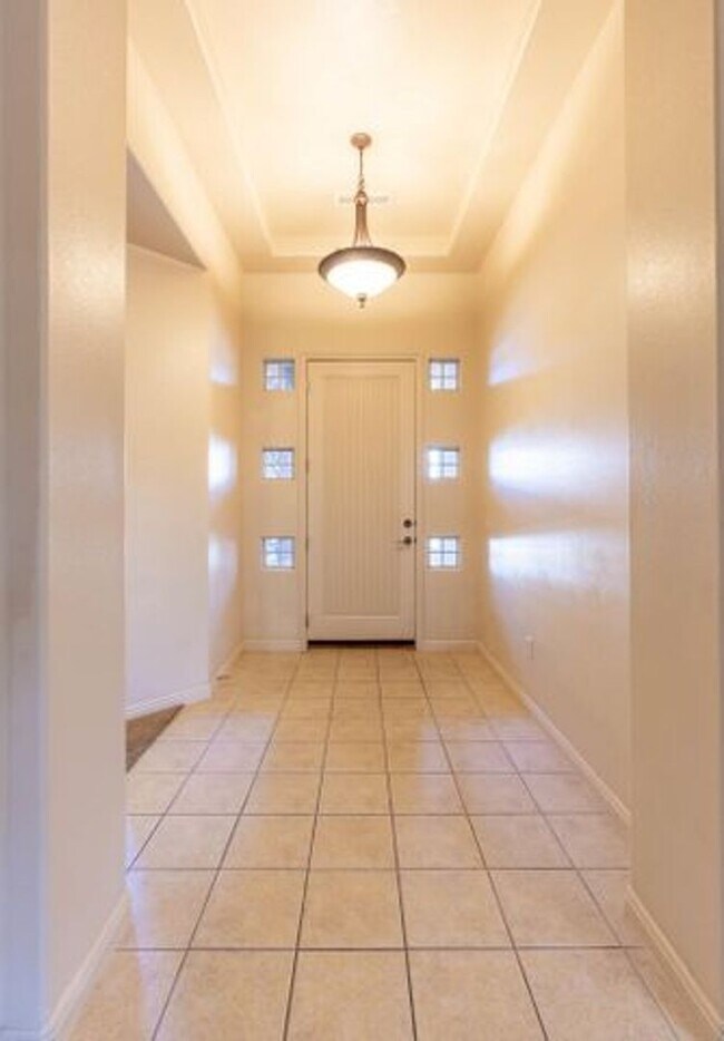 Building Photo - 253 S 260 W