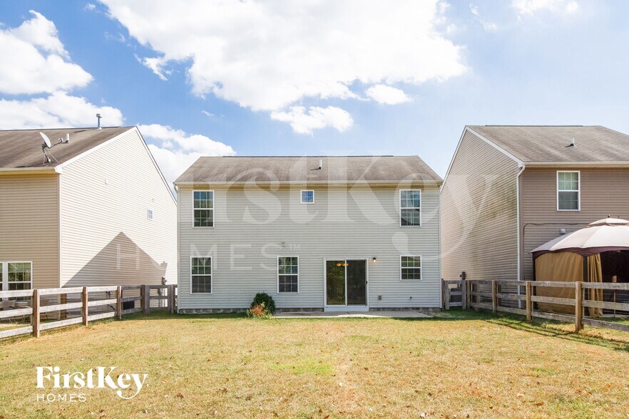 Building Photo - 6038 Marsh Cir