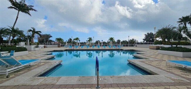 Building Photo - 3802 NE 207th St