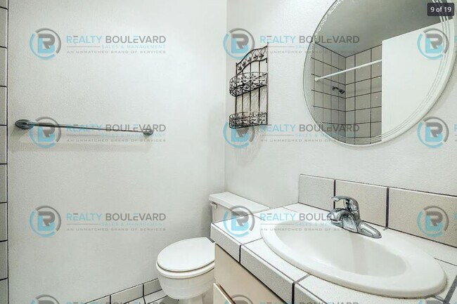 Building Photo - This stunning two-bedroom, two-bathroom to...