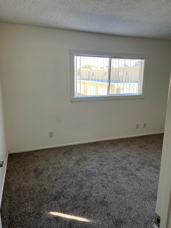 Bedroom 2 - 44200 Kingtree Ave