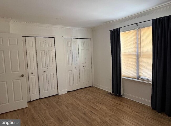 Building Photo - 5 Stout Ct