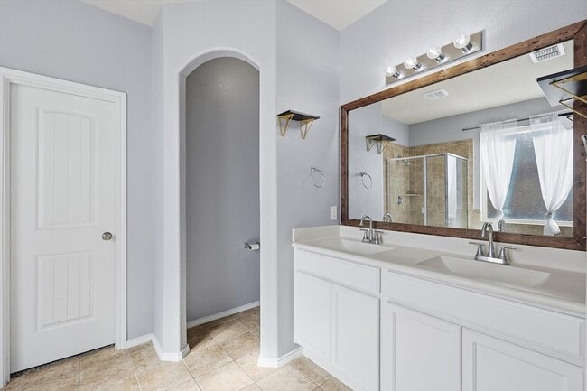 Building Photo - 14344 Artisan Dr