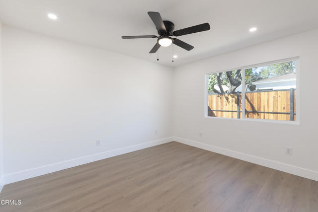 Building Photo - 5842 Satsuma Ave