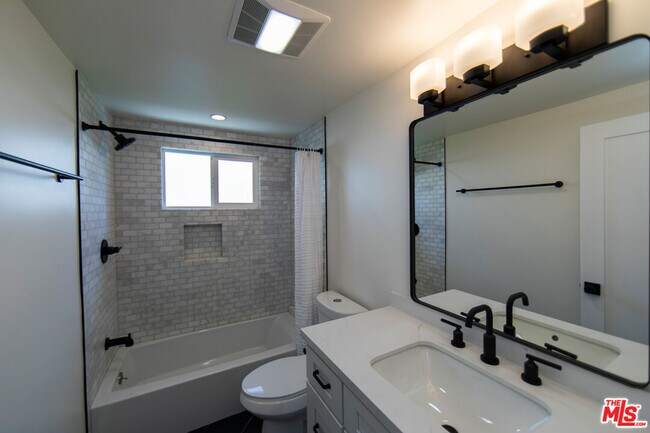 Building Photo - 8351 Zitola Terrace