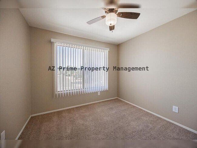 Building Photo - 12859 W Cambridge Ave