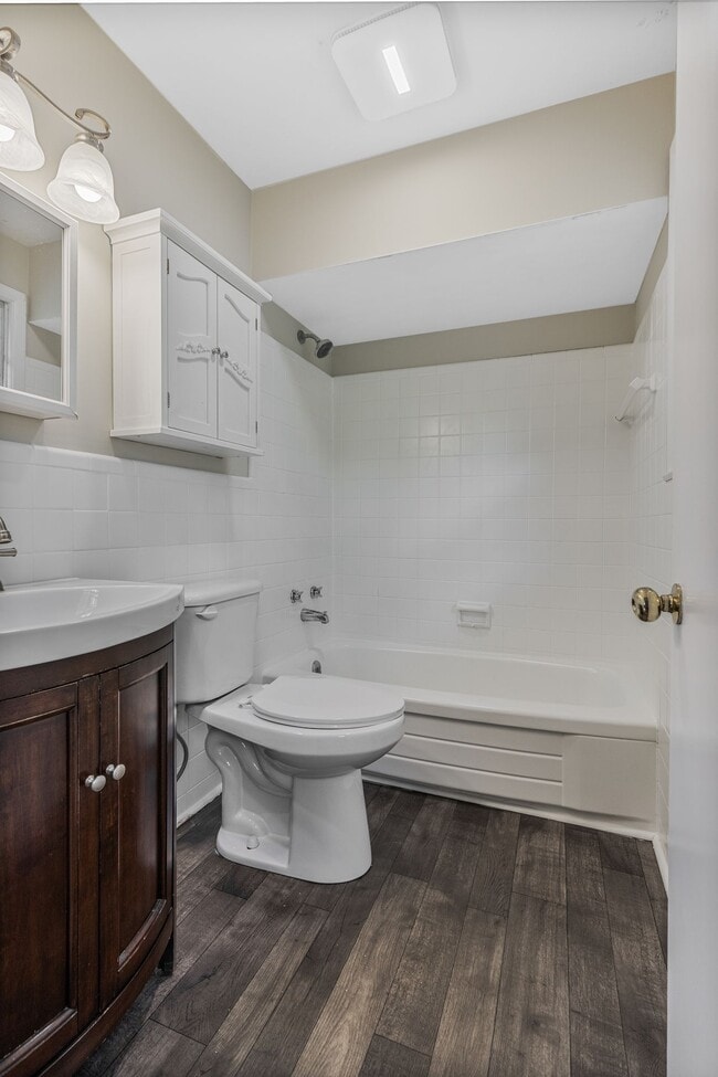 Building Photo - 4815 Danby Dr