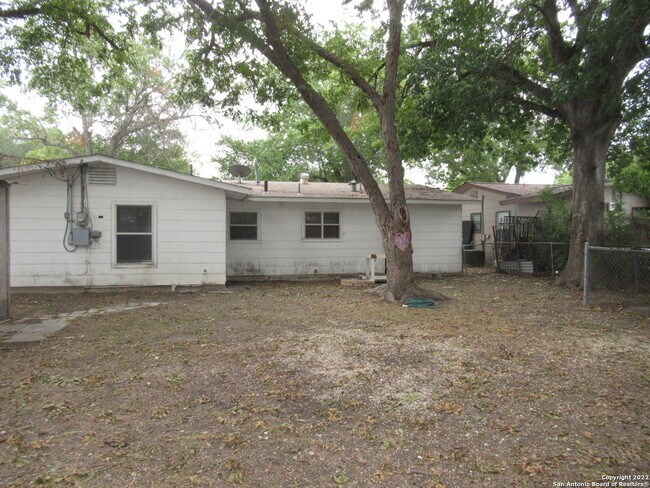 Building Photo - 267 Cicero Ave