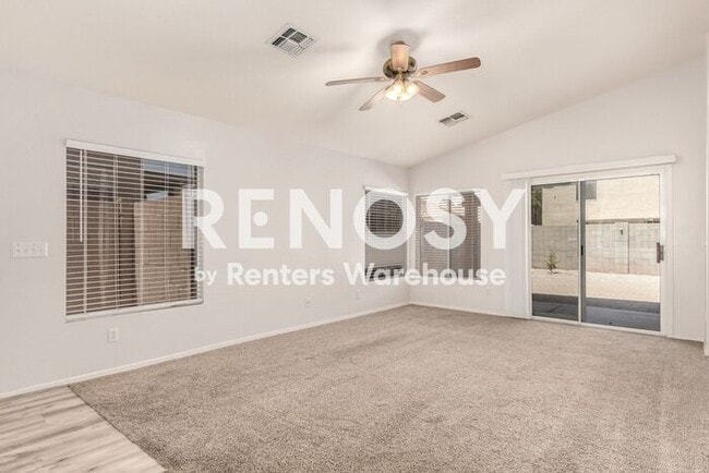 Building Photo - Ideal 3 Br 2 Ba 2 Cg Home Near Loop 303 & Greenway in Surprise!