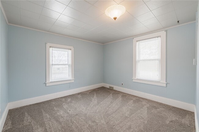 Building Photo - 201 W Gibson St