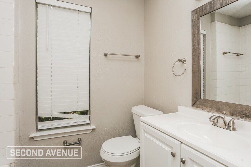 Building Photo - 1340 Cy Blackburn Cir