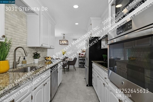 Building Photo - 3031 Stephen Dr