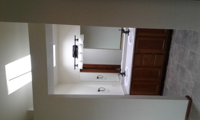 Building Photo - 4116 Stonegate Ct