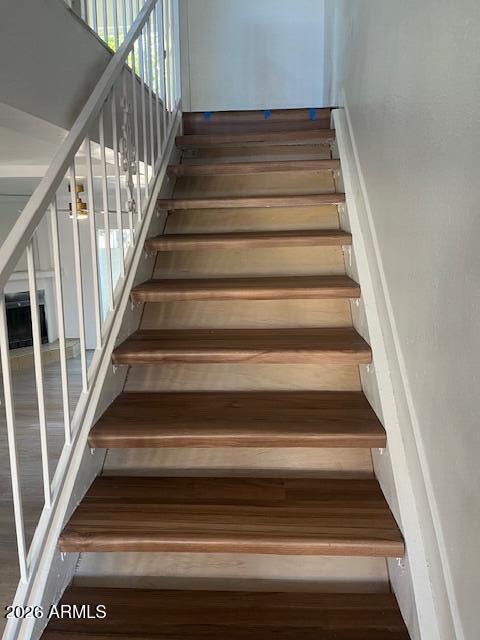 Building Photo - 2115 W Belmont Ave