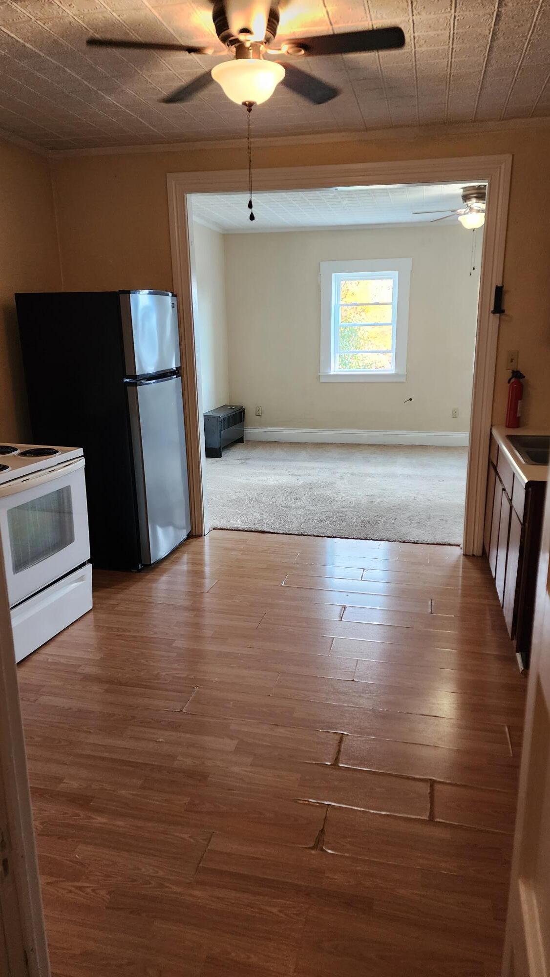 Building Photo - 325 State St