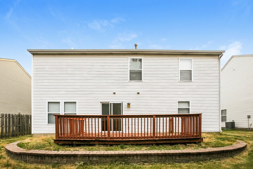 Building Photo - 9913 Boysenberry Dr