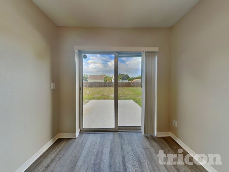 Building Photo - 7526 Oxford Garden Cir