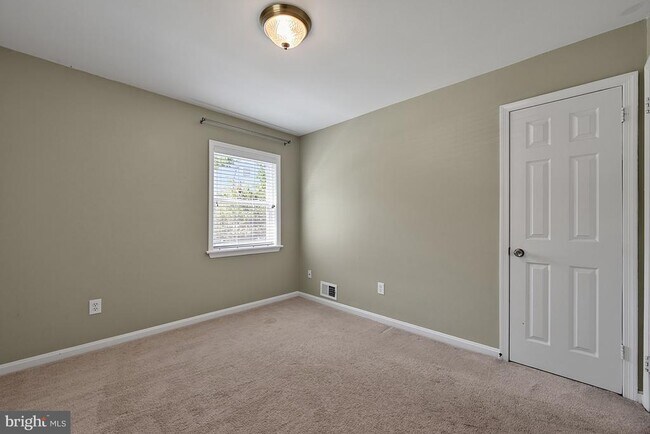Building Photo - 6508 Berkshire Dr