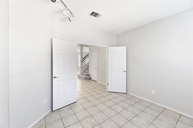 Building Photo - 7408 Tovar Dr