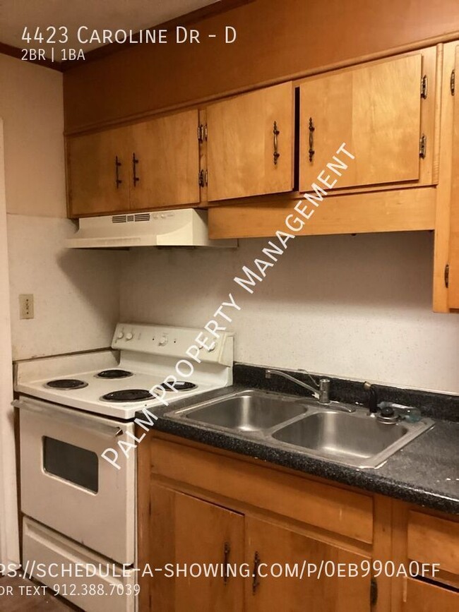 Building Photo - 4423 Caroline Dr