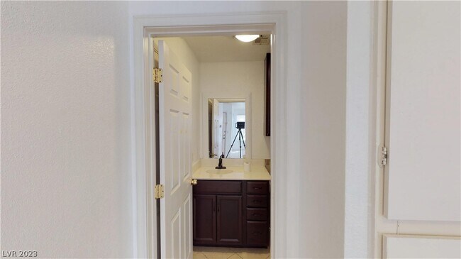 Building Photo - 3604 Di Salvo Dr