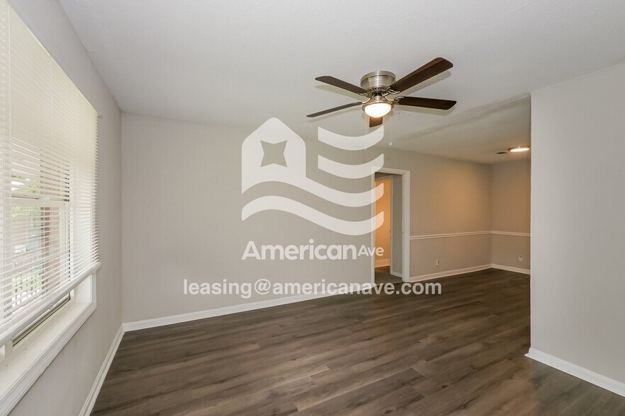 Building Photo - 5631 Mill Branch Rd