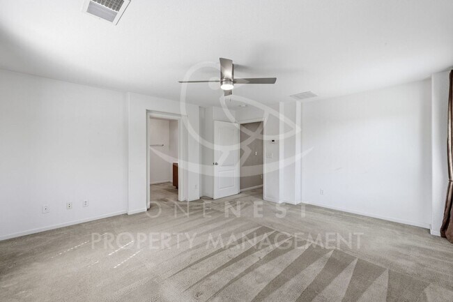 Building Photo - 2708 Woodfield Way