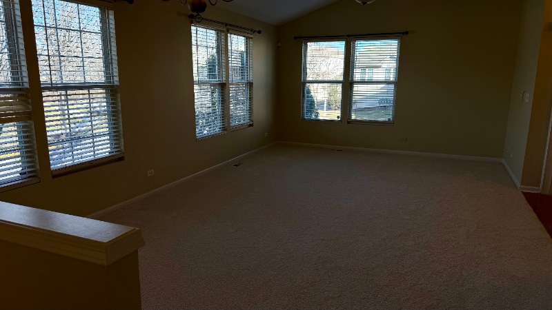 Building Photo - 611 Conservatory Ln