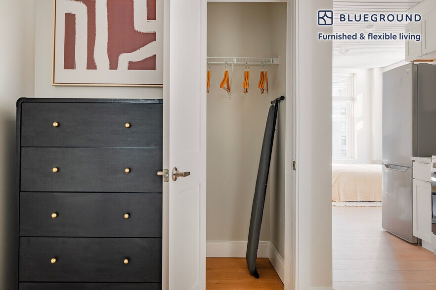 Building Photo - 44 Bromfield St