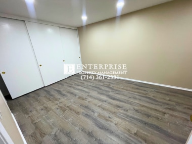 Building Photo - Freshly Updated 2-br Condo in South Coast Metro Area