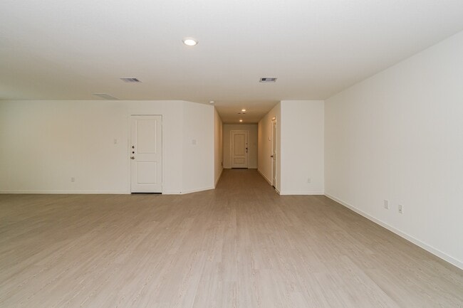 Building Photo - 442 Southern Magnolia Wy