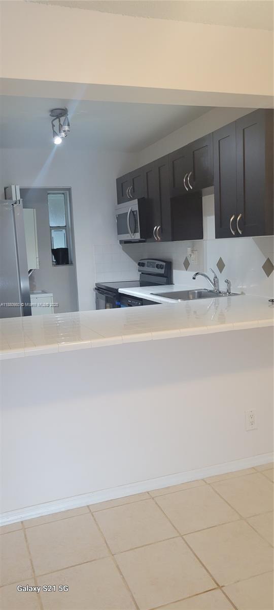 Building Photo - 7901 S Colony Cir