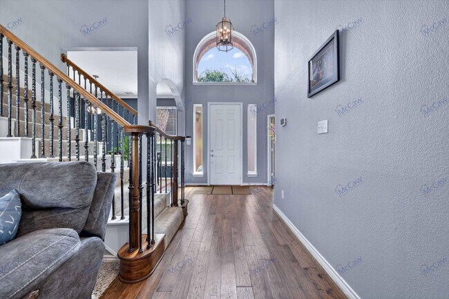 Building Photo - 3401 Chadwick Dr