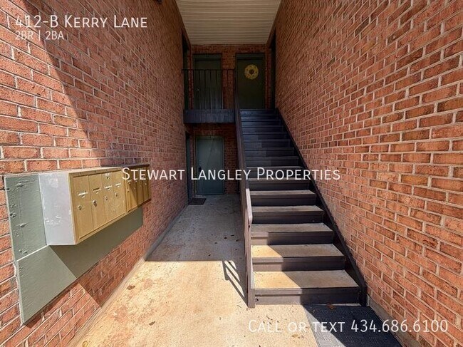 Building Photo - 412 Kerry Ln