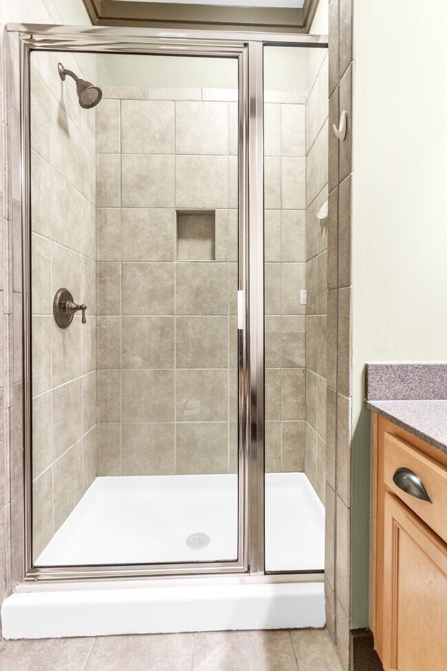 Guest Bathroom - 769 Liberty Commons Dr NW