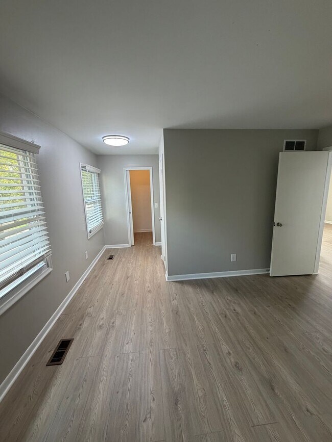 Building Photo - 601 Woodingham Dr