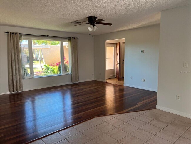 Building Photo - 11177 Bella Loma Dr