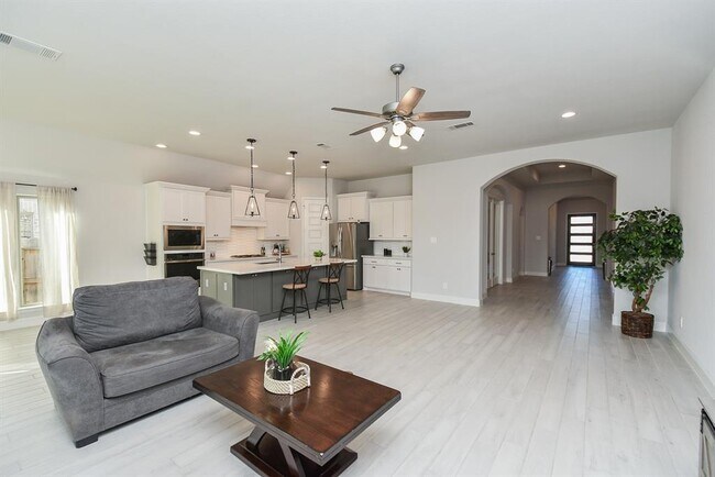 Building Photo - 18912 Toscana Ln
