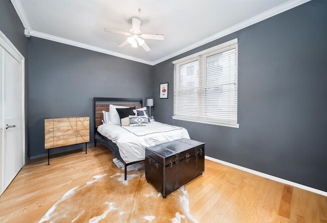 Building Photo - 1200 Grand St