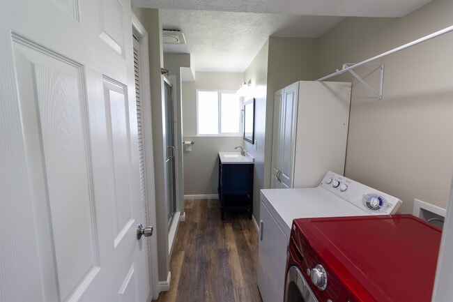 Building Photo - 2379 N 1075 E