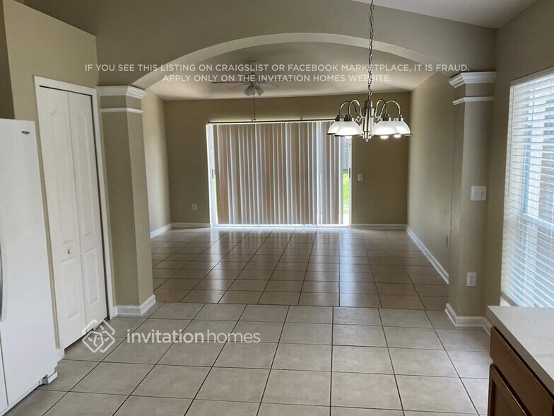 Building Photo - 30548 Lanesborough Cir