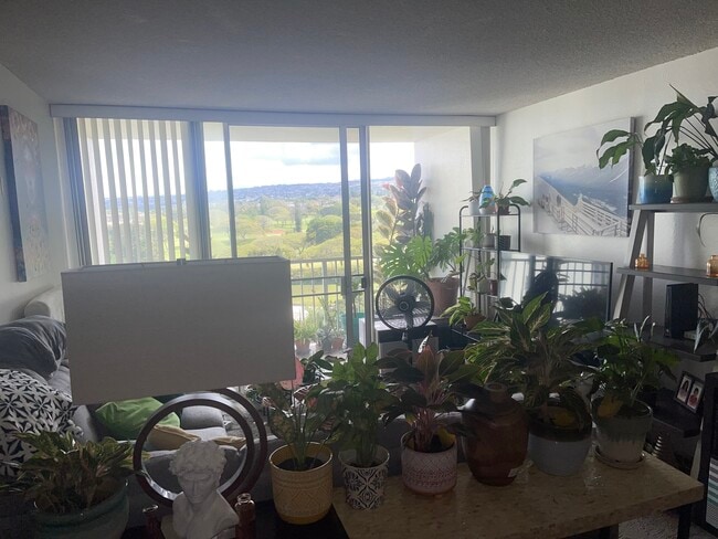 Building Photo - 98-410 Koauka Loop