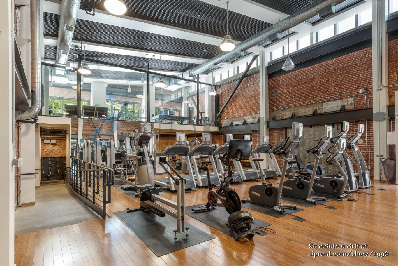 Building Photo - 88 Bush St