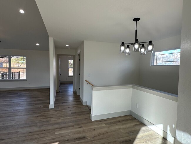 Building Photo - NEW CONSTRUCTION 5 Bed 3 Bath w/ Walk Out Basement Waynesville School District